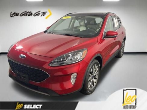 Used 2020 Ford Escape Titanium AWD/4WD image 1
