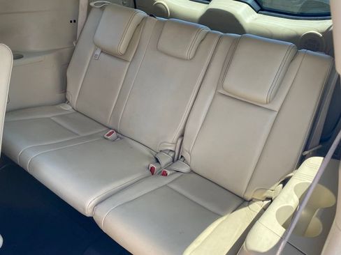 Used 2016 Toyota Highlander Limited Platinum FWD image 8