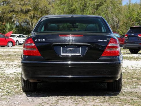 Used 2006 Mercedes-Benz E 350 4MATIC Sedan image 9