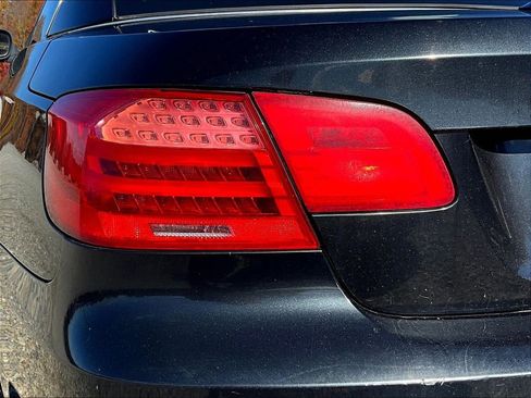 Used 2013 BMW 328i Convertible image 22