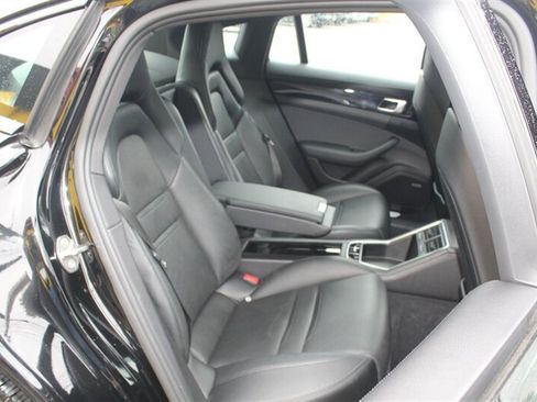 Used 2018 Porsche Panamera 4S AWD/4WD image 18