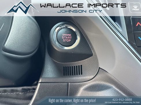 Used 2024 Subaru Crosstrek 2.5i Limited w/ Crosstrek Mirror Package AWD/4WD image 12