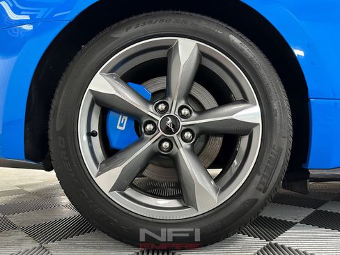 Used 2017 Ford Mustang GT RWD image 18