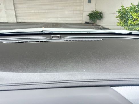 Used 2025 Buick Encore GX Preferred image 18