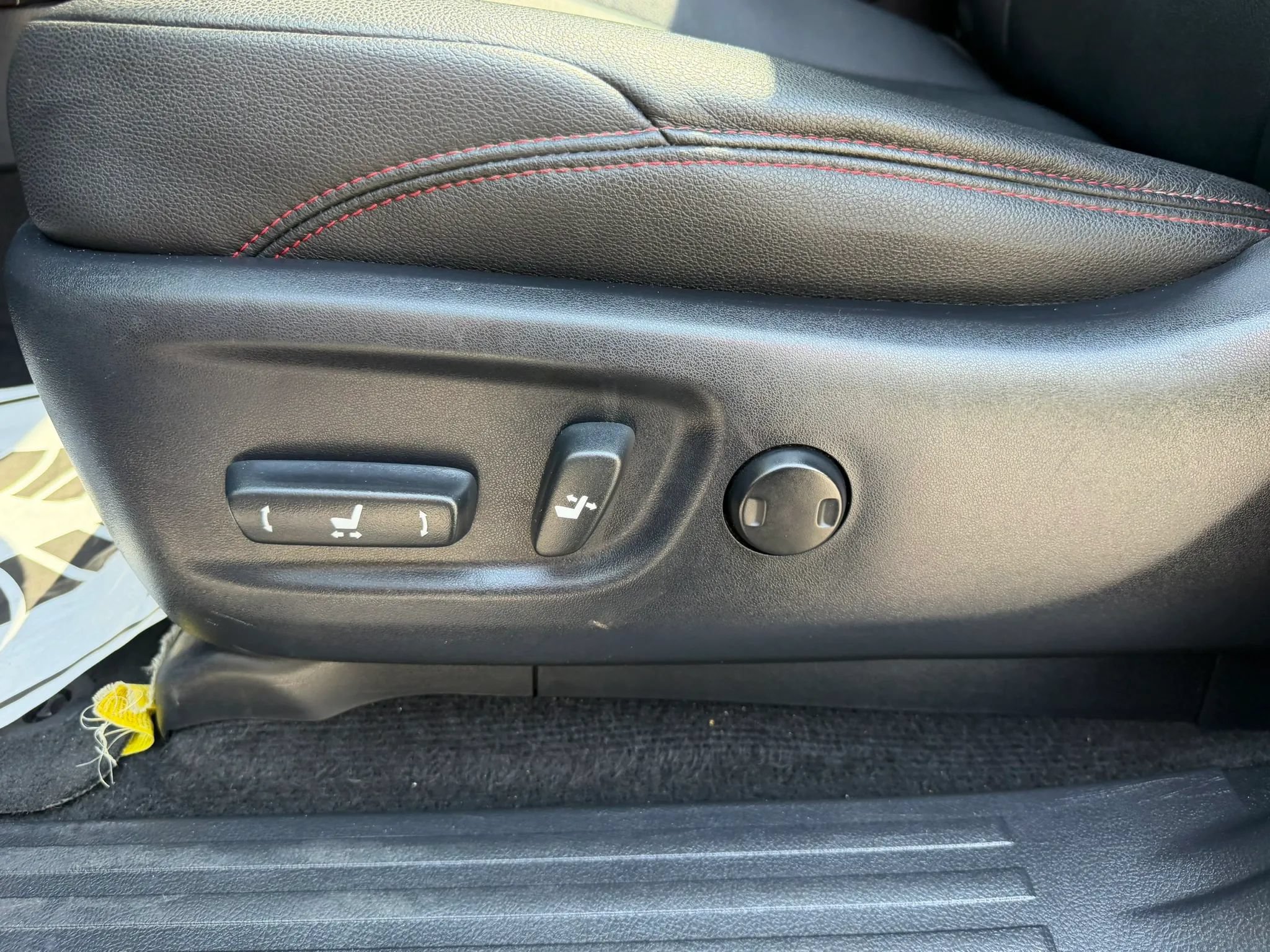 Used 2020 Toyota 4Runner TRD Off-Road Premium w/ Moonroof Package AWD/4WD image 15