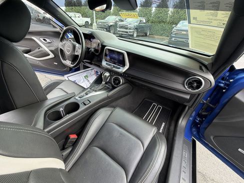 Used 2019 Chevrolet Camaro SS image 27