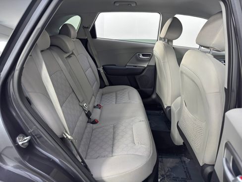 Used 2019 Kia Niro LX image 36