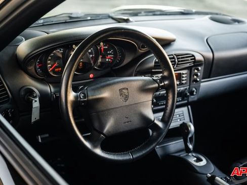 Used 2000 Porsche 911 GT3 RS image 8
