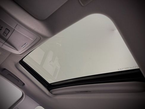 Used 2019 GMC Sierra 2500 Denali image 6