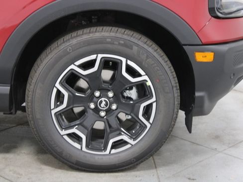 New 2026 Ford Bronco Sport Outer Banks w/ Outer Banks Tech Package+ AWD/4WD image 11