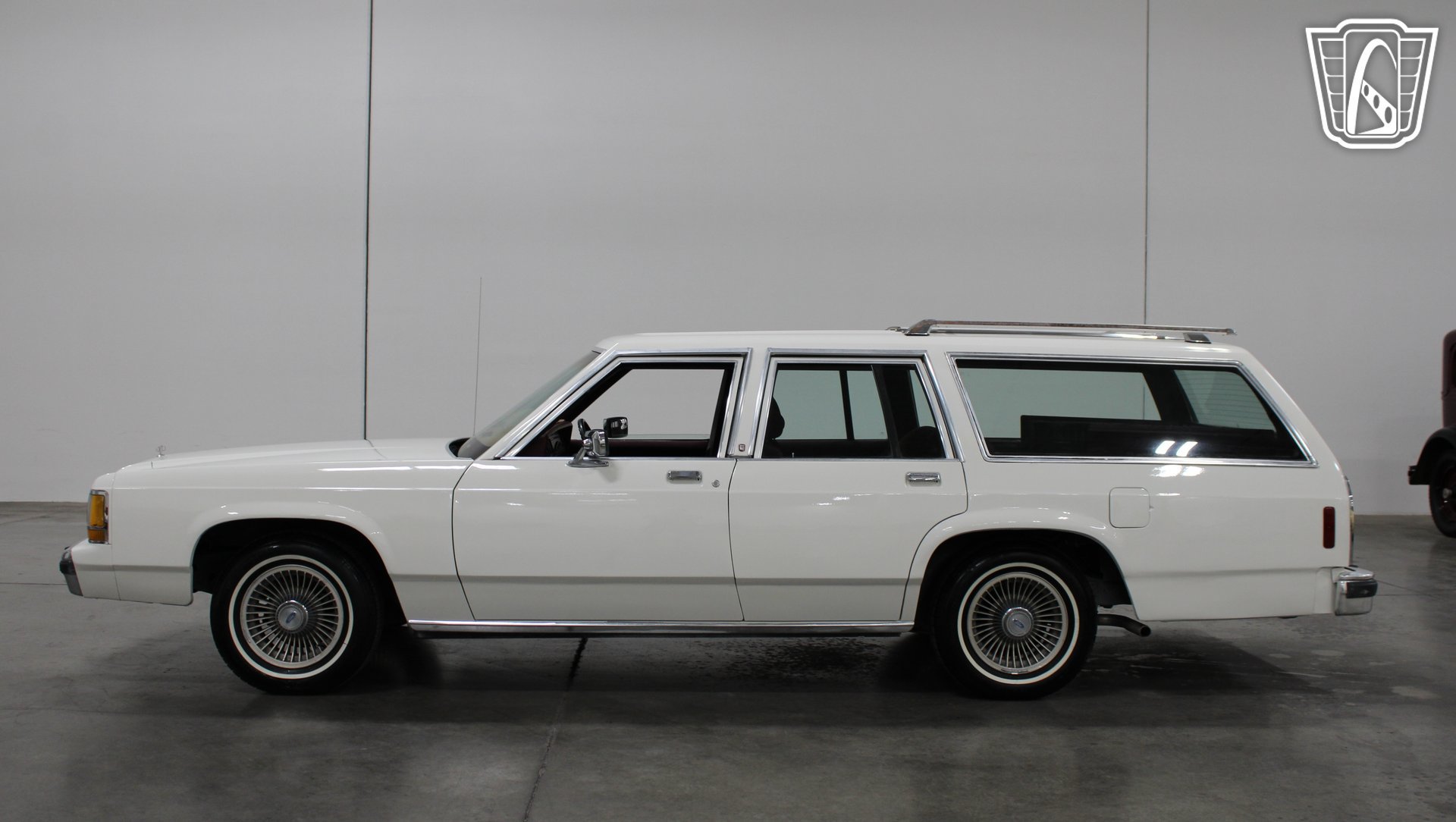 Used 1988 Ford LTD Country Squire RWD image 12
