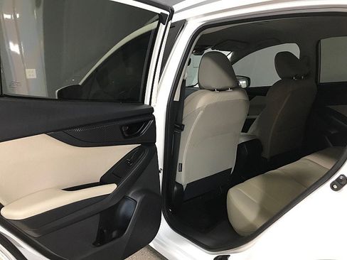 Used 2017 Subaru Impreza 2.0i Premium w/ BSD & Rcta/SRF/Eyesight image 18