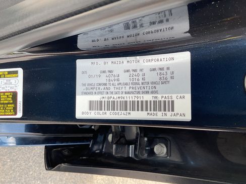 Used 2019 MAZDA MAZDA3 Hatchback FWD image 15