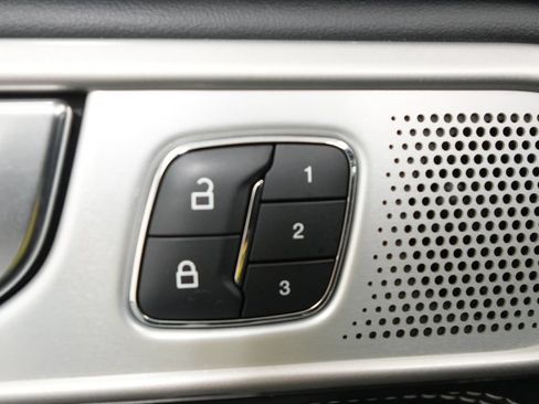 Used 2020 Ford Explorer ST w/ ST High-Performance Pack AWD/4WD image 19
