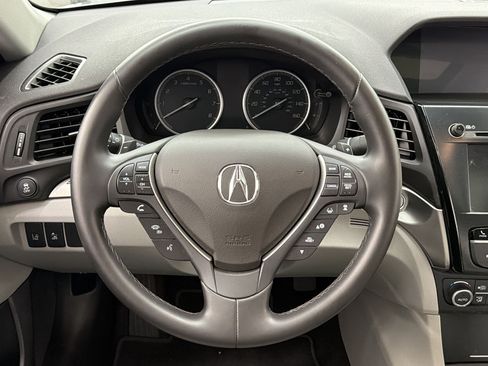 Used 2022 Acura ILX w/ Premium Package FWD image 11