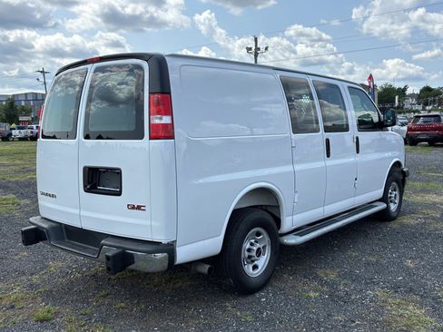 Used 2025 GMC Savana 2500 w/ Driver Convenience Package RWD image 7