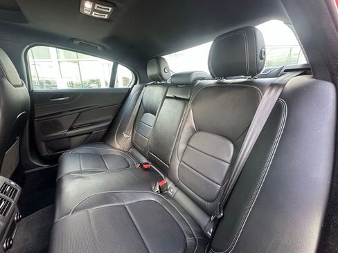 Used 2019 Jaguar XE R-Sport image 20