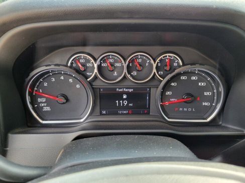 Used 2022 Chevrolet Silverado 1500 Custom w/ Safety Confidence Package image 19