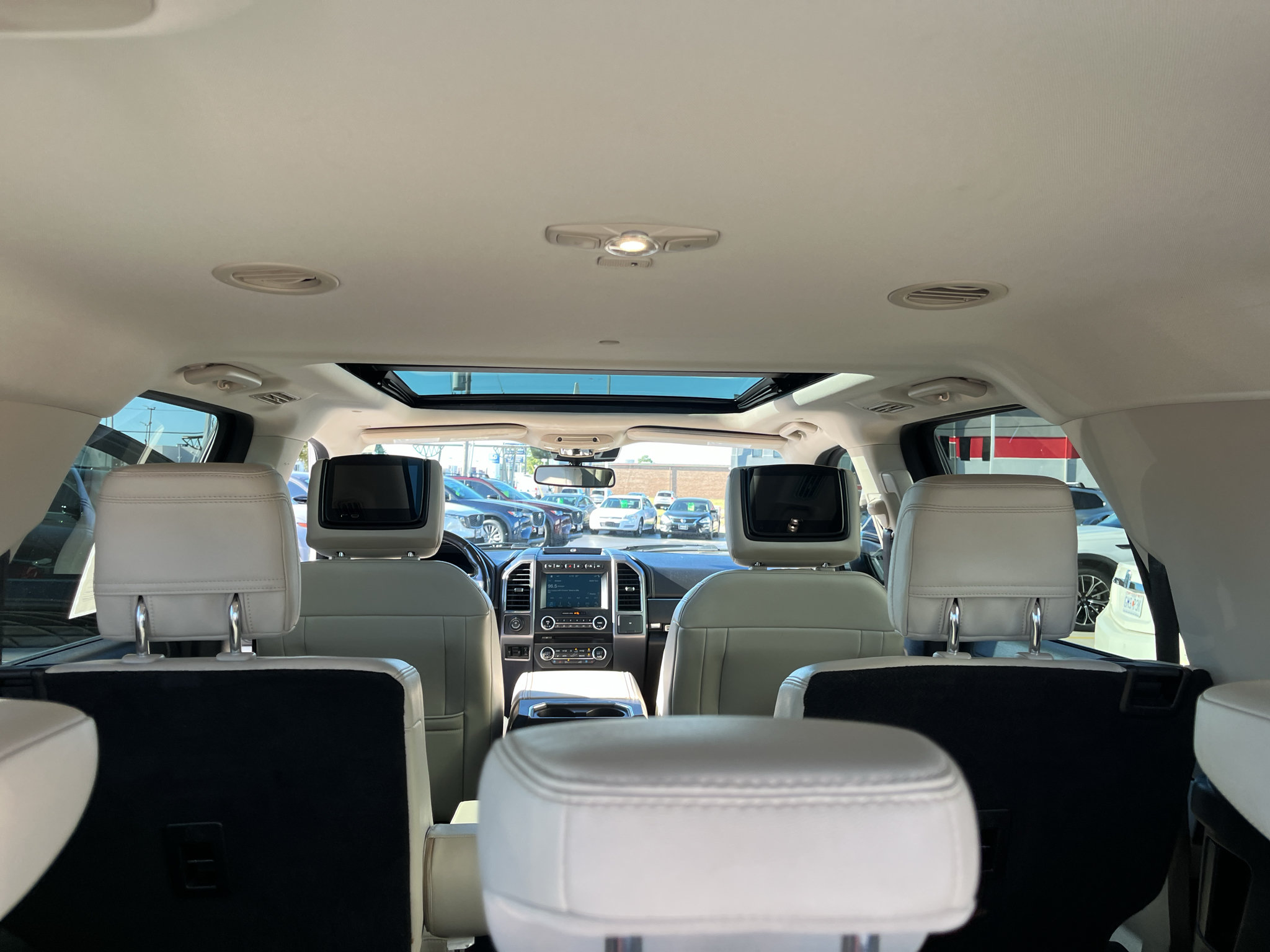 Used 2018 Ford Expedition Max Platinum AWD/4WD image 44