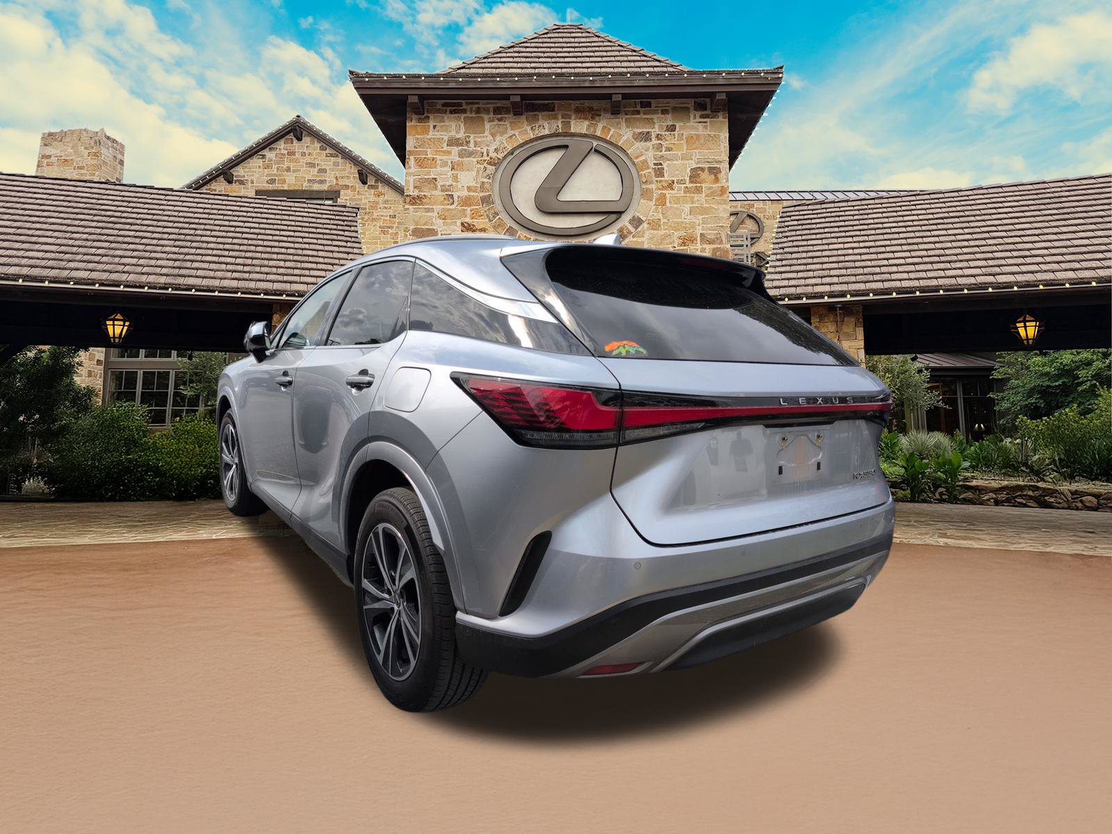 Used 2023 Lexus RX 350 Premium w/ Cold Area Package FWD image 4