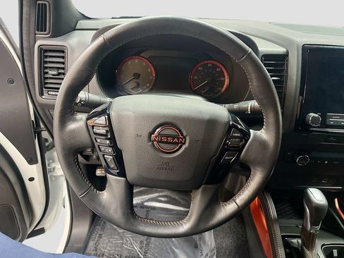 Used 2024 Nissan Frontier PRO-4X w/ Off-Road Protection Package AWD/4WD image 11