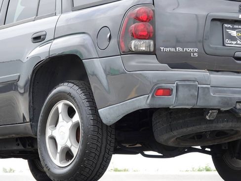 Used 2007 Chevrolet TrailBlazer LS w/ LS Preferred Equipment Group AWD/4WD image 15