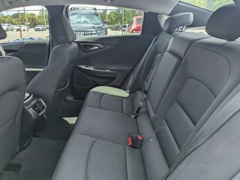 Used 2024 Chevrolet Malibu LT FWD image 12