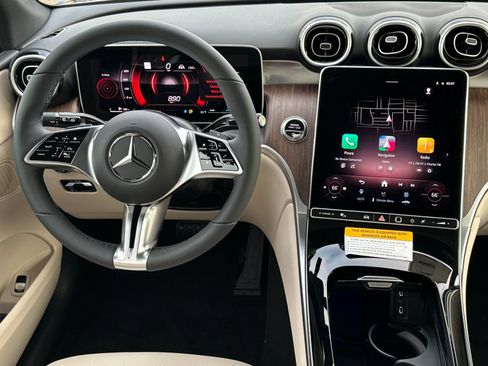 New 2026 Mercedes-Benz GLC 300 4MATIC image 14