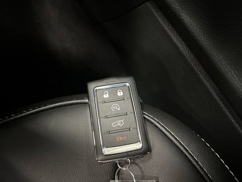 New 2025 Jeep Grand Cherokee Limited w/ Trailer Tow Package image 28