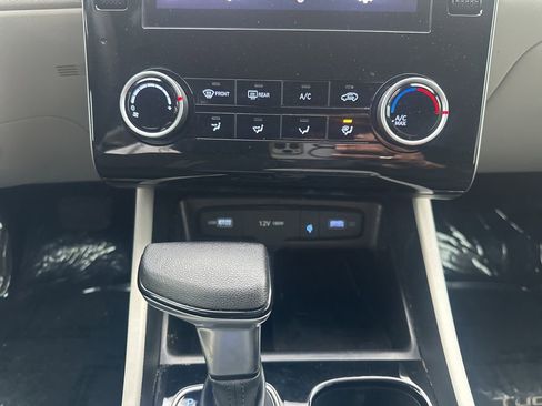 Used 2023 Hyundai Tucson SEL AWD/4WD image 22