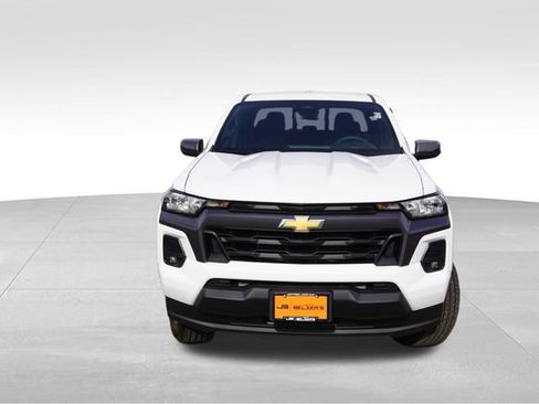 Used 2024 Chevrolet Colorado LT w/ LT Convenience Package II RWD image 12