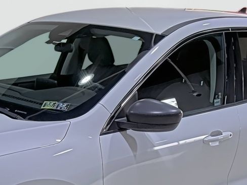 Used 2022 Ford Escape SE w/ Cold Weather Package image 8