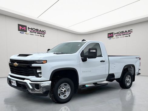 Used 2025 Chevrolet Silverado 2500 W/T w/ WT Convenience Package AWD/4WD image 8