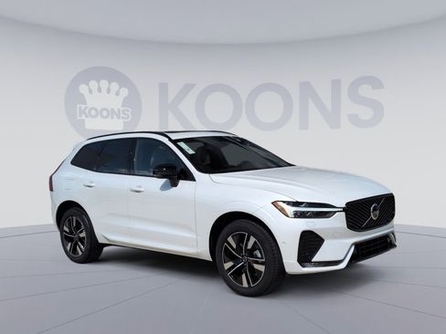 New 2026 Volvo XC60 B5 Plus w/ Protection Package Premier image 10