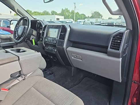 Used 2018 Ford F150 XLT w/ Equipment Group 302A Luxury AWD/4WD image 43