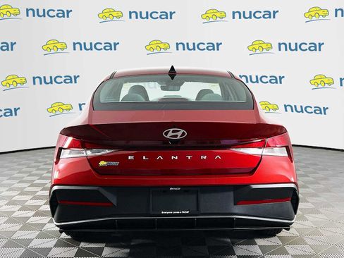 Certified 2024 Hyundai Elantra SE image 6