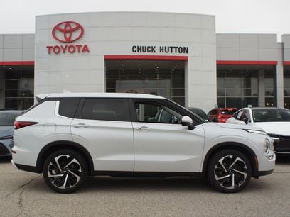 Used 2024 Mitsubishi Outlander SE