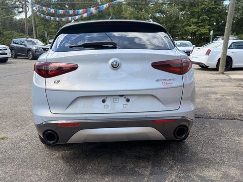 Used 2022 Alfa Romeo Stelvio Ti AWD/4WD image 6
