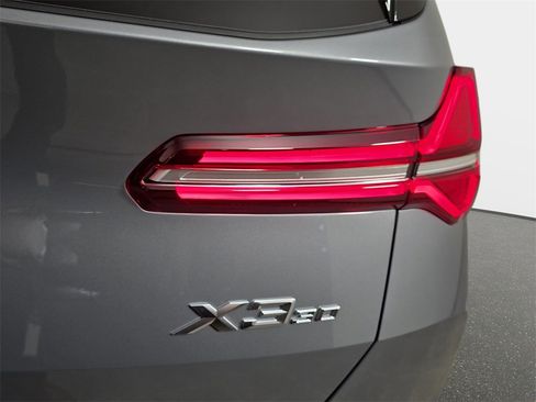 New 2026 BMW X3 xDrive30 w/ Premium Package image 34