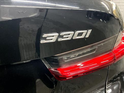 Used 2019 BMW 330i Sedan w/ Convenience Package RWD image 9