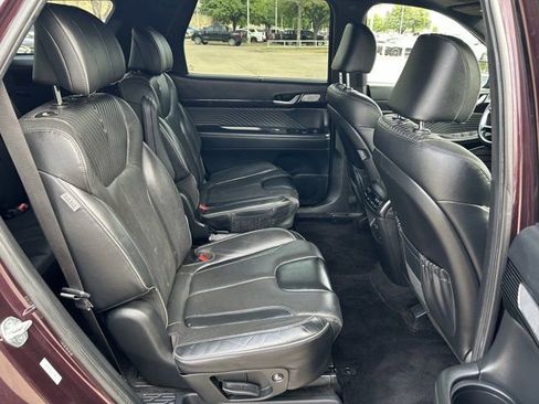 Used 2024 Hyundai Palisade Calligraphy image 32