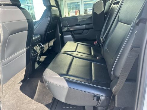 Used 2025 Ford F150 Lariat AWD/4WD image 23