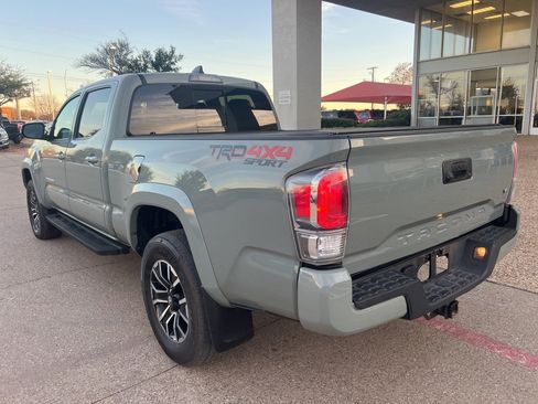 Used 2023 Toyota Tacoma TRD Sport image 6