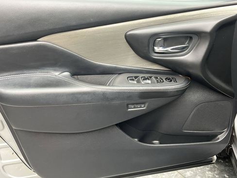 Used 2017 Nissan Murano SL w/ SL Technology Package AWD/4WD image 8