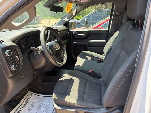 Used 2023 GMC Sierra 1500 Pro w/ Pro Value Package AWD/4WD image 9