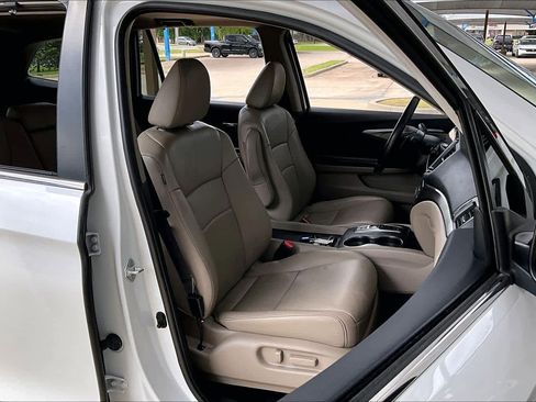 Certified 2022 Honda Pilot EX-L image 9