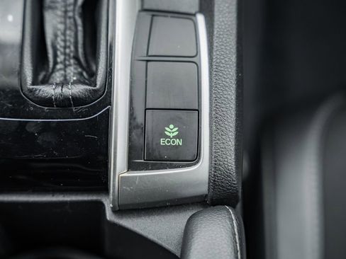 Used 2021 Honda Civic Sport image 23