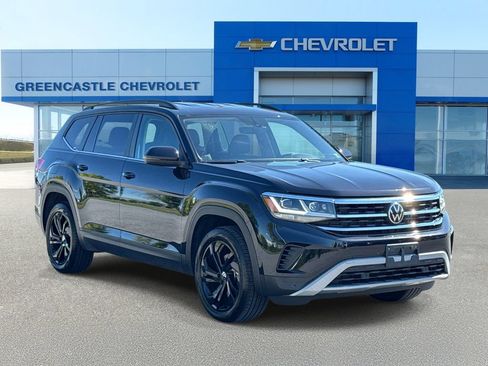 Used 2023 Volkswagen Atlas SE w/ Black Wheel Package AWD/4WD image 1
