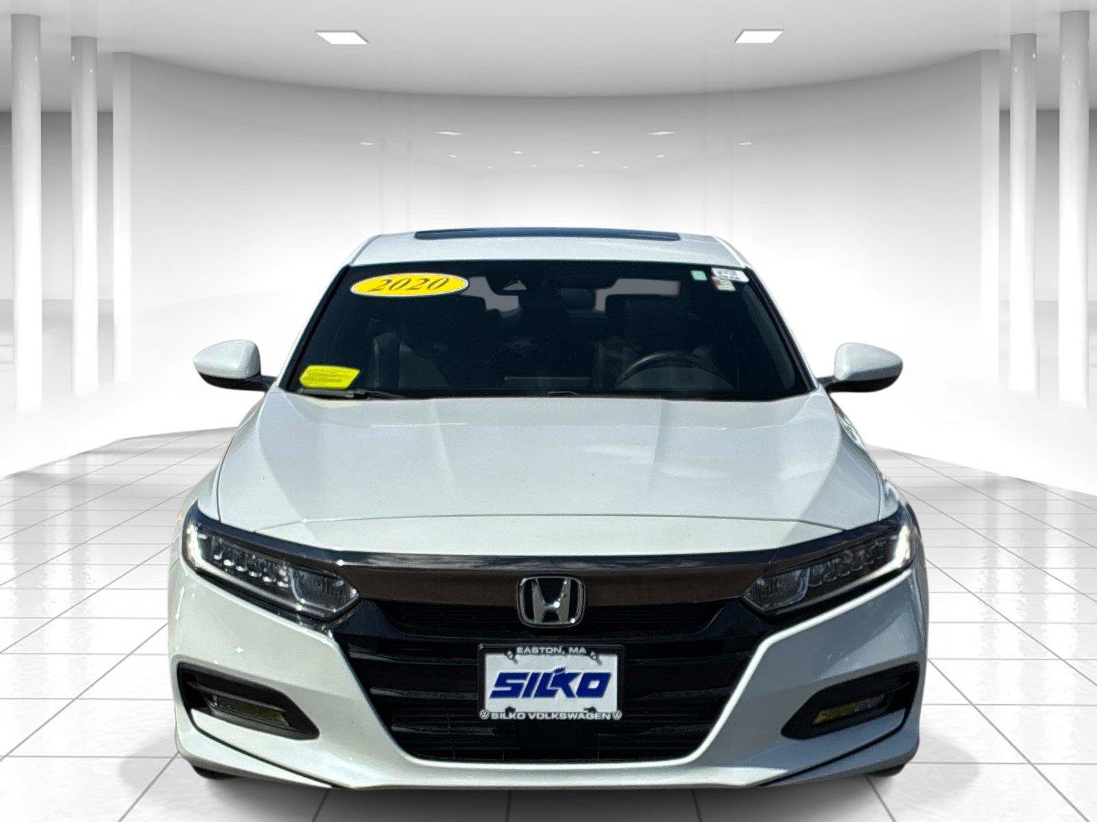Used 2020 Honda Accord Sport image 2