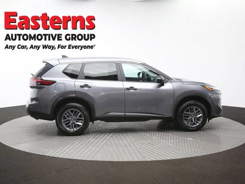 Used 2024 Nissan Rogue S AWD/4WD image 44